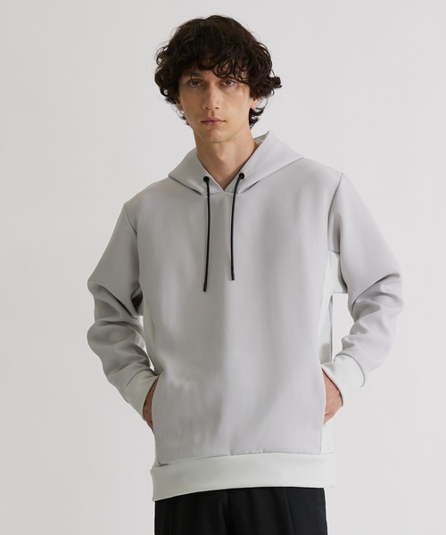 UNITED TOKYO（ユナイテッドトウキョウ）の「ACTIVE DRY プルオーバーパーカー（スウェット・メンズ・ライトグレー/ブラック/ブルー・1/2/3）」の2枚目の写真