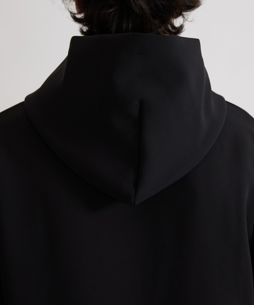 UNITED TOKYO（ユナイテッドトウキョウ）の「ACTIVE DRY プルオーバーパーカー（スウェット・メンズ・ライトグレー/ブラック/ブルー・1/2/3）」の19枚目の写真