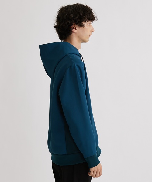 UNITED TOKYO（ユナイテッドトウキョウ）の「ACTIVE DRY プルオーバーパーカー（スウェット・メンズ・ライトグレー/ブラック/ブルー・1/2/3）」の8枚目の写真