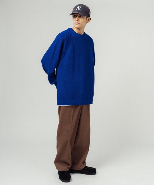 Ressaca（レサーカ）の「オーバーサイズ 片畔 ラグランクルーネックカラーニットセーター（ニット/セーター・メンズ・ブラウン/ブルー/ロイヤルブルー/ライトグリーン/グリーン/イエロー/オレンジ/ブラック/グレー・L/M）」の17枚目の写真