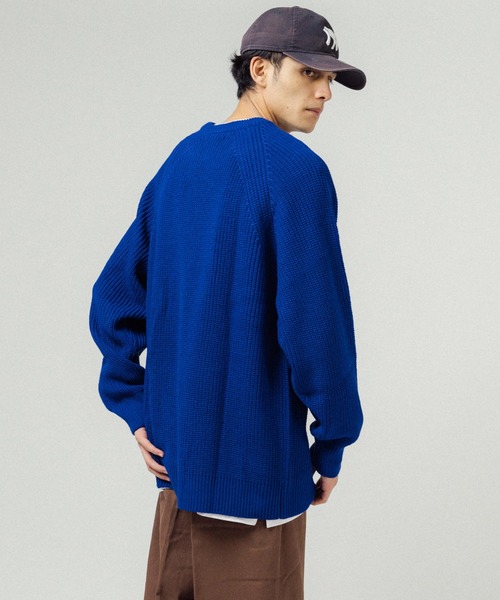 Ressaca（レサーカ）の「オーバーサイズ 片畔 ラグランクルーネックカラーニットセーター（ニット/セーター・メンズ・ブラウン/ブルー/ロイヤルブルー/ライトグリーン/グリーン/イエロー/オレンジ/ブラック/グレー・L/M）」の16枚目の写真