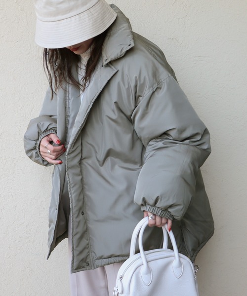 COURO（コウロ）の「ボリュームスリーブエコダウンミドルコート 襟取り外し可能（ダウンジャケット/コート・レディース・ブラック/カーキ/アイボリー・FREE）」の3枚目の写真