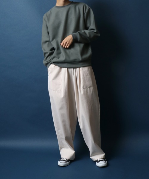 ANPAS(アンパス)の「Tech Wool Sweatshirt/テックウール トレーナー(スウェット・メンズ・グレイッシュベージュ/ブルー/グリーン/ネイビー/サンドベージュ/テラコッタ・M/L/LL)」の10枚目の写真