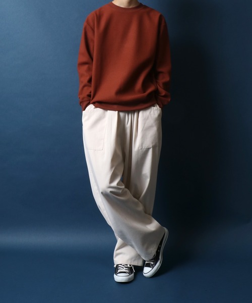 ANPAS(アンパス)の「Tech Wool Sweatshirt/テックウール トレーナー(スウェット・メンズ・グレイッシュベージュ/ブルー/グリーン/ネイビー/サンドベージュ/テラコッタ・M/L/LL)」の9枚目の写真