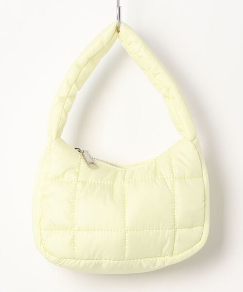 LAC-VERT（ラック・ヴェール）の「キルティングナイロンポーチサイズバッグ（ハンドバッグ・レディース・ブラック/ブルー/ホワイト/ピンク/イエロー・FREE）」の17枚目の写真
