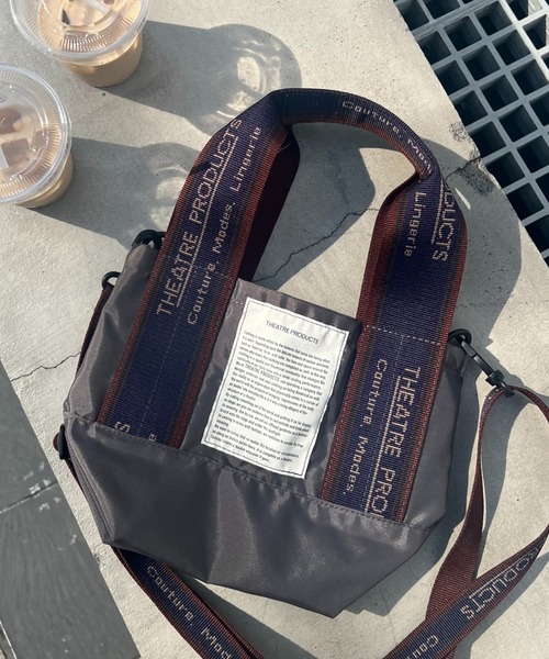 THEATRE PRODUCTS（シアタープロダクツ）の「THEATRE PRODUCTS / Dailyrusset別注 ジャガードテープ2wayバッグ（S）（ショルダーバッグ・レディース・グリーン/ピンク/ブルー/グレー/レモンイエロー/ベビーピンク/ブラック/ピンク系その他2/ベージュ/オレンジ/ブルー系その他/ブラウン/ボルドー/グレー系その他/アイボリー/オフホワイト/ブラック系その他/カーキ/オレンジ系その他/ベージュ系その他・FREE）」の6枚目の写真