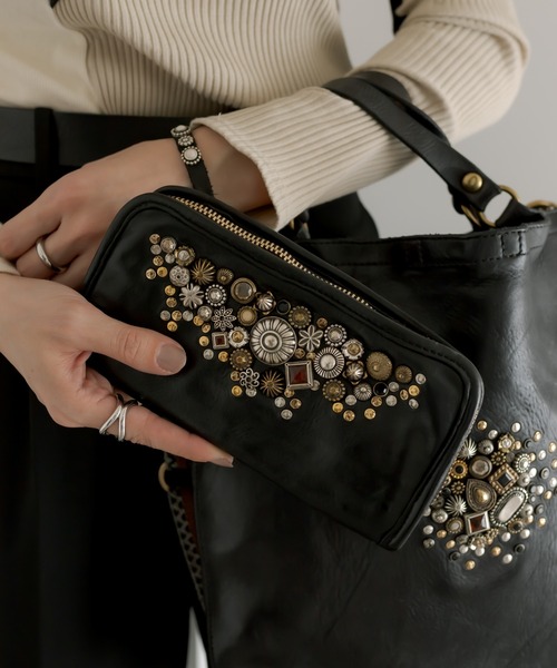 CAMPOMAGGI（カンポマッジ）の「《WEB限定》【CAMPO MAGGI(カンポマッジ)】スタッズ長財布（財布・レディース・ブラック・FREE）」の13枚目の写真