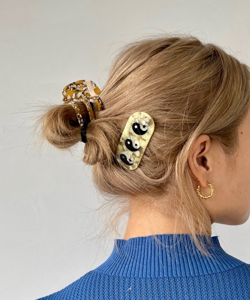 SANSeLF（サンセルフ）の「Se ヤンヤンバレッタ【SANSeLF】sana23s007（バレッタ/ヘアクリップ・レディース・カーキ/ベージュ/ブラウン/クリア/ライトイエロー・FREE）」の5枚目の写真