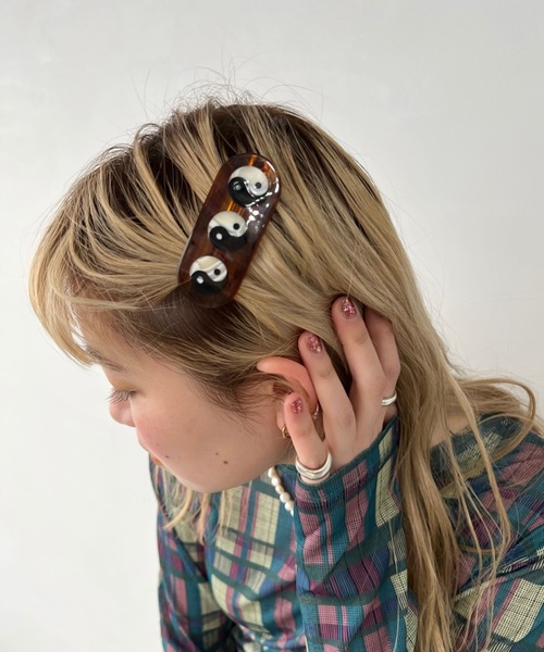 SANSeLF（サンセルフ）の「Se ヤンヤンバレッタ【SANSeLF】sana23s007（バレッタ/ヘアクリップ・レディース・カーキ/ベージュ/ブラウン/クリア/ライトイエロー・FREE）」の2枚目の写真