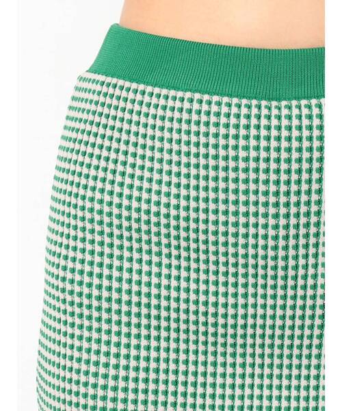 EMODA(エモダ)の「3Dファブリックニットスカート(スカート・レディース・ブラック/ベージュ/ブルー/グリーン・FREE)」の19枚目の写真