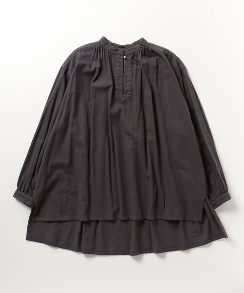 IKKUNA(イクナ)の「pullover blouse/プルオーバーブラウス(シャツ/ブラウス・レディース・チャコールグレー/サンドベージュ・1)」の4枚目の写真