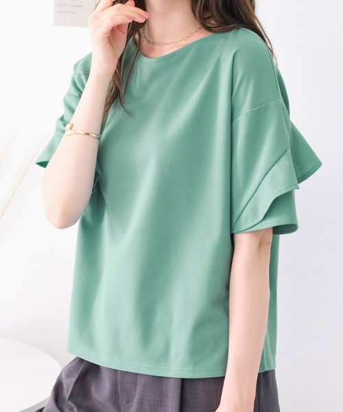 alotta(アロッタ)の「【サラっとした着心地/晩夏まで活躍する袖丈】フリル袖Tシャツブラウス≪Sサイズ展開あり≫(シャツ/ブラウス・レディース・モカ/プラム/オフホワイト/レッド/ネイビー/レッド系その他/チェリーピンク/ブラック/ベージュ/ライトグリーン/ライトブルー/ライトピンク/ミント/ブルー系その他/ブルーグリーン/ホワイト系その他/ブラック系その他/ドット/アイボリー/ロイヤルブルー・MEDIUM/XXXX-LARGE/LARGE/XXX-LARGE/SMALL/X-LARGE/XX-LARGE)」の13枚目の写真
