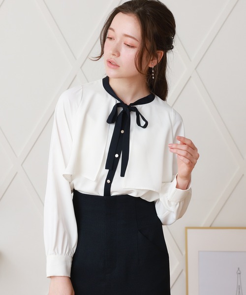 ASTORIA ODIER（アストリアオディール）の「配色リボンタイ トレンチブラウス（シャツ/ブラウス・レディース・ピンクベージュ/ベージュ/ネイビー/ラベンダー/ホワイト・SMALL/MEDIUM）」の7枚目の写真