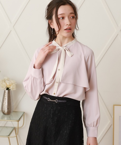 ASTORIA ODIER（アストリアオディール）の「配色リボンタイ トレンチブラウス（シャツ/ブラウス・レディース・ピンクベージュ/ベージュ/ネイビー/ラベンダー/ホワイト・SMALL/MEDIUM）」の14枚目の写真