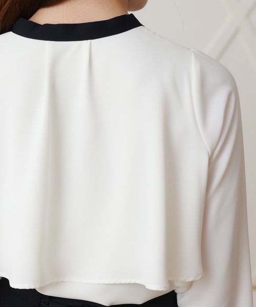 ASTORIA ODIER（アストリアオディール）の「配色リボンタイ トレンチブラウス（シャツ/ブラウス・レディース・ピンクベージュ/ベージュ/ネイビー/ラベンダー/ホワイト・SMALL/MEDIUM）」の11枚目の写真