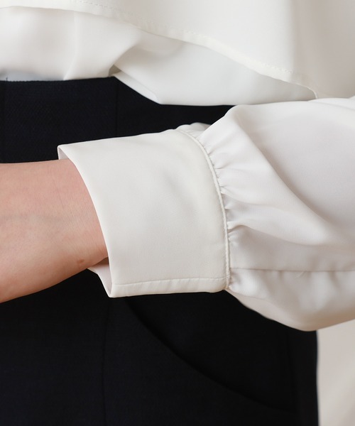 ASTORIA ODIER（アストリアオディール）の「配色リボンタイ トレンチブラウス（シャツ/ブラウス・レディース・ピンクベージュ/ベージュ/ネイビー/ラベンダー/ホワイト・SMALL/MEDIUM）」の12枚目の写真