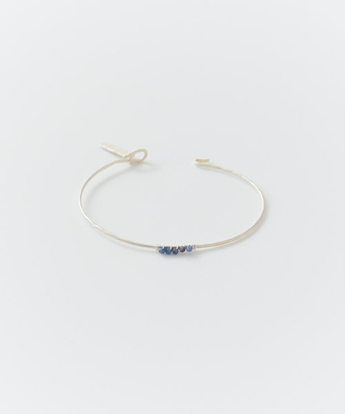 collex（コレックス）の「【Ljud/ユード】5grain天然石バングル シルバー（バングル/リストバンド・レディース・レッド/ホワイト/エメラルド/ブルー・フリー）」の14枚目の写真