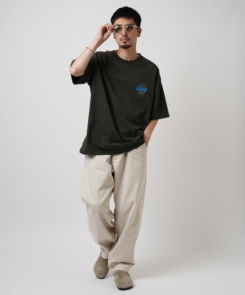 COLEMAN(コールマン)の「Coleman/コールマン Coleman×FREAK'S STORE/コールマン 別注 ランタンプリントTシャツ バックプリント カットソー(Tシャツ/カットソー・メンズ・オリーブ/チャコールグレー/アッシュグレー/ホワイト・MEDIUM/LARGE)」の20枚目の写真