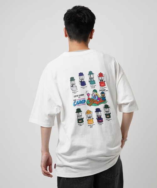 COLEMAN(コールマン)の「Coleman/コールマン Coleman×FREAK'S STORE/コールマン 別注 ランタンプリントTシャツ バックプリント カットソー(Tシャツ/カットソー・メンズ・オリーブ/チャコールグレー/アッシュグレー/ホワイト・MEDIUM/LARGE)」の6枚目の写真