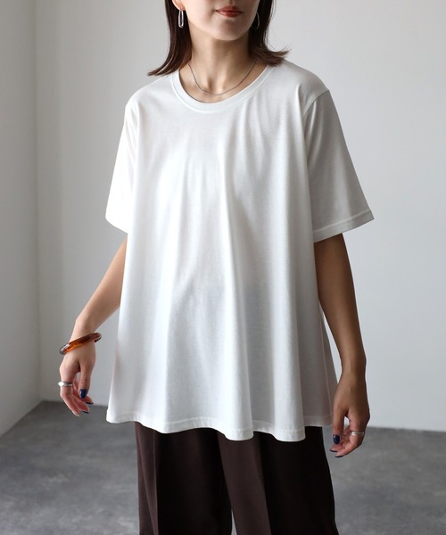 Riberry(リベリー)の「Aラインフレア半袖Tシャツ(Tシャツ/カットソー・レディース・オフホワイト/スミクロ・FREE)」の10枚目の写真