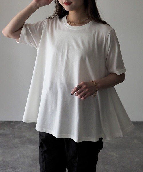 Riberry(リベリー)の「Aラインフレア半袖Tシャツ(Tシャツ/カットソー・レディース・オフホワイト/スミクロ・FREE)」の18枚目の写真