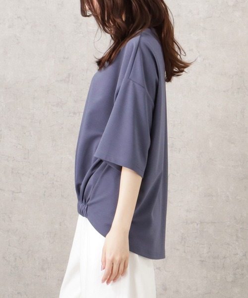 NAVY（ネイビー）の「ステインブロックフロントギャザー無地プルオーバー（Tシャツ/カットソー・レディース・グレイッシュベージュ/パープル/オレンジ/アイボリー・フリー）」の7枚目の写真