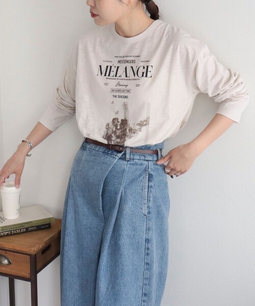 fredy emue（フレディエミュ）の「スラブ天竺PHOTO ロンT（Tシャツ/カットソー・レディース・オフホワイト/グレイッシュブルー/アイボリー/ベビーピンク・38）」の17枚目の写真