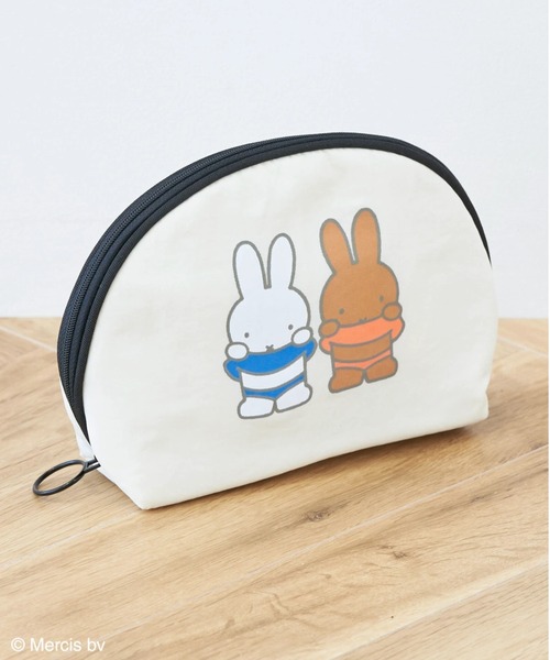 Green　Parks（グリーンパークス）の「miffy/ナイロンラウンドポーチ（ポーチ・レディース・ホワイト・FREE）」の2枚目の写真