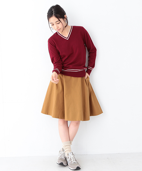 BEAMS BOY（ビームスボーイ）の「BEAMS BOY / バックサテン フレア ミディアムスカート（スカート・レディース・ブラック/カーキ/ライトブルー・0/1）」の21枚目の写真