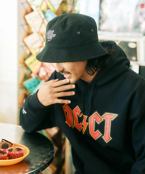 ANTi COUNTRY CLUB TOKYO（アンタイカントリークラブトーキョー）の「【ZOZO CHAMPIONSHIP】ANTi COUNTRY CLUB TOKYO BUCKET HAT（ハット・メンズ・ブラック・MEDIUM/LARGE）」の7枚目の写真