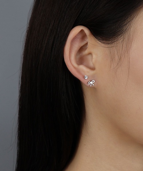 CEMONEMO（セモネモ）の「【金属アレルギー対応】 キュービック ジルコニア リボン ピアスセット / サージカルステンレス 316L（ピアス（両耳用）・レディース・ゴールド/シルバー・FREE）」の10枚目の写真