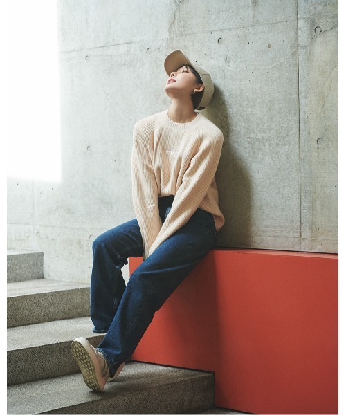 Calvin Klein（カルバン・クライン）の「【WEB限定】モノロゴ クルーネックセーター（ニット/セーター・レディース・グレー/ベージュ・M/S/XS/L）」の7枚目の写真