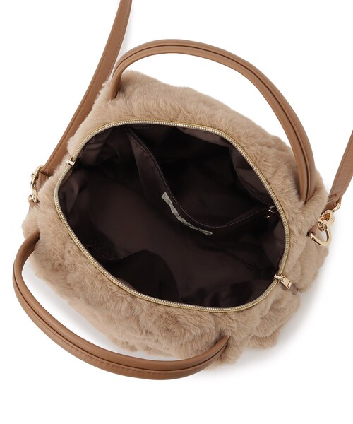 SHOO・LA・RUE(シューラルー)の「◆フェイクファーキルティングショルダーバッグ(ショルダーバッグ・レディース・ベージュ/グレー/アイボリー/ブラック・00)」の10枚目の写真