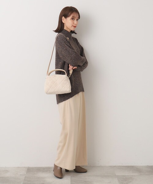 SHOO・LA・RUE(シューラルー)の「◆フェイクファーキルティングショルダーバッグ(ショルダーバッグ・レディース・ベージュ/グレー/アイボリー/ブラック・00)」の15枚目の写真