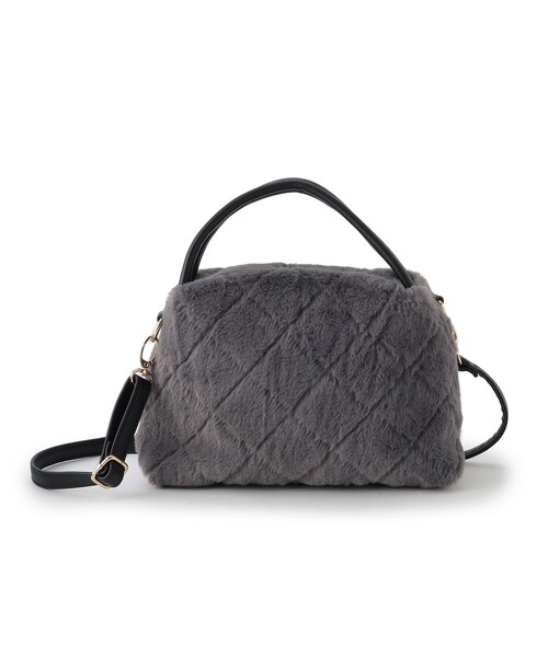 SHOO・LA・RUE(シューラルー)の「◆フェイクファーキルティングショルダーバッグ(ショルダーバッグ・レディース・ベージュ/グレー/アイボリー/ブラック・00)」の22枚目の写真