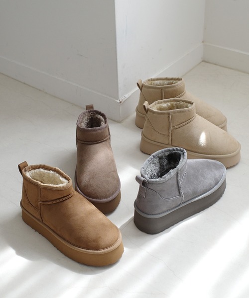 AmiAmi(アミアミ)の「【2025AW再販!】厚底ムートンブーツ/軽量ファーショートブーツ(ブーツ・レディース・グレー/キャメル/グレイッシュベージュ/ベージュ/ブラック・LL/S/M/L)」の9枚目の写真