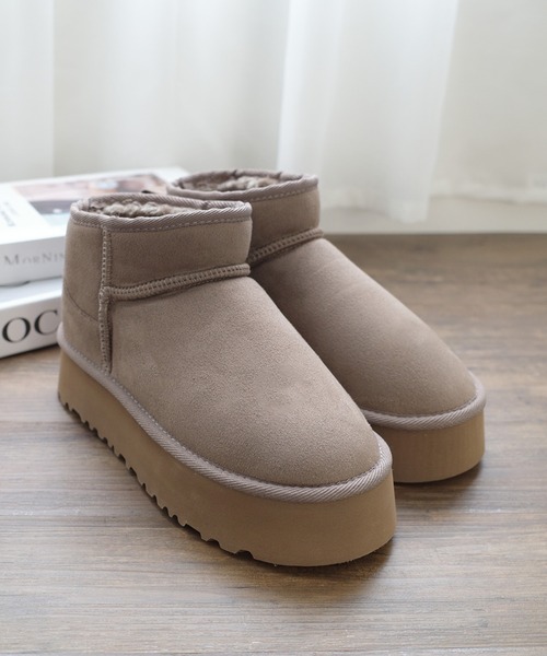 AmiAmi(アミアミ)の「【2025AW再販!】厚底ムートンブーツ/軽量ファーショートブーツ(ブーツ・レディース・グレー/キャメル/グレイッシュベージュ/ベージュ/ブラック・LL/S/M/L)」の12枚目の写真