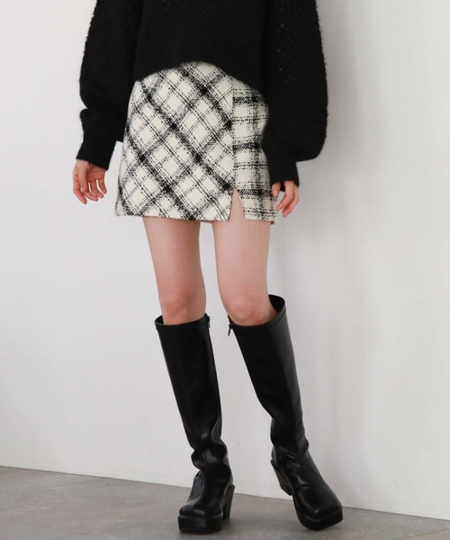 archives（アルシーヴ）の「ブークレチェックスリットスカパン（スカート・レディース・オフホワイト/ブラック/ベージュ・MEDIUM）」の9枚目の写真