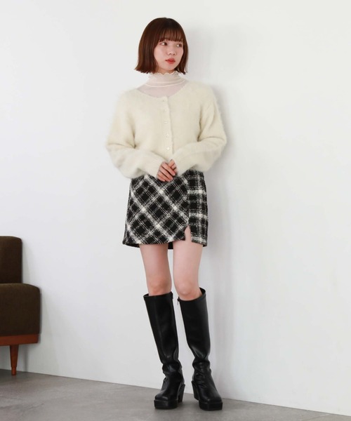 archives（アルシーヴ）の「ブークレチェックスリットスカパン（スカート・レディース・オフホワイト/ブラック/ベージュ・MEDIUM）」の20枚目の写真