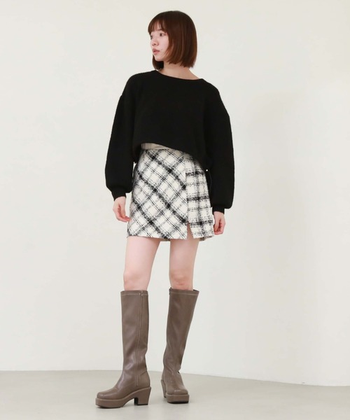 archives（アルシーヴ）の「ブークレチェックスリットスカパン（スカート・レディース・オフホワイト/ブラック/ベージュ・MEDIUM）」の18枚目の写真