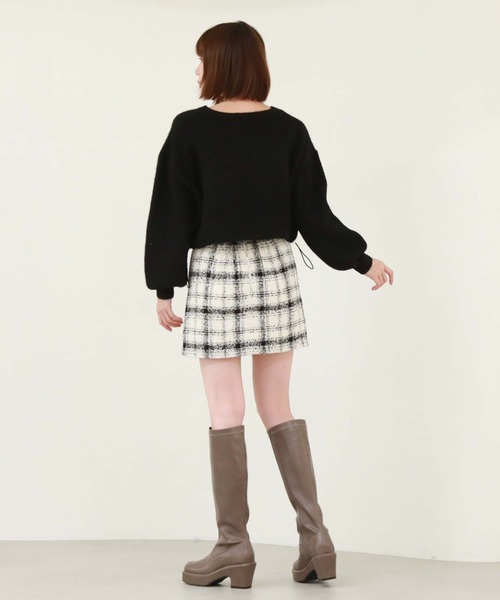 archives（アルシーヴ）の「ブークレチェックスリットスカパン（スカート・レディース・オフホワイト/ブラック/ベージュ・MEDIUM）」の19枚目の写真