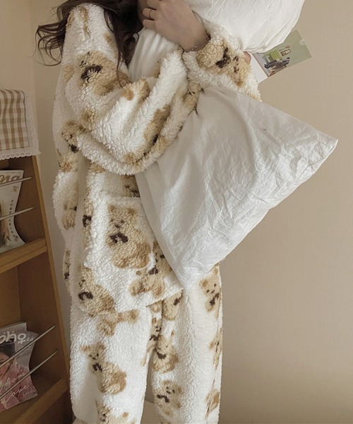 VitaFelice(ヴィータフェリーチェ)の「くまプリント ルームウエア パジャマ 【2点セット】(ルームウェア/パジャマ・レディース・ホワイト/ブラウン・FREE)」の16枚目の写真