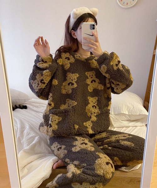 VitaFelice(ヴィータフェリーチェ)の「くまプリント ルームウエア パジャマ 【2点セット】(ルームウェア/パジャマ・レディース・ホワイト/ブラウン・FREE)」の6枚目の写真