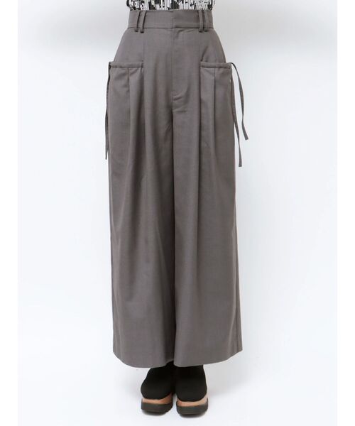 MURUA(ムルーア)の「ドローポケットワイドパンツ(その他パンツ・レディース・ベージュ/グレー/ホワイト・2/1)」の10枚目の写真