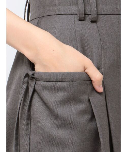 MURUA(ムルーア)の「ドローポケットワイドパンツ(その他パンツ・レディース・ベージュ/グレー/ホワイト・2/1)」の14枚目の写真