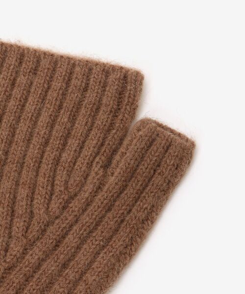 le.coeur blanc（ルクールブラン）の「リブニットフィンガーレスグローブ（手袋・レディース・キャメル/ライトグレー・FREE）」の3枚目の写真