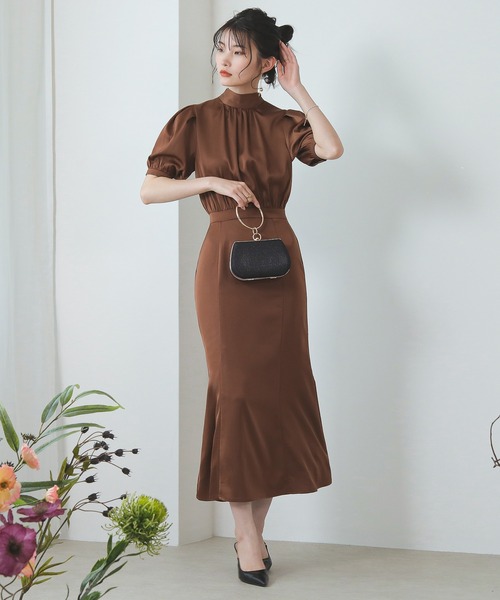 セール】シンプル フレア ハイネック バックリボン マーメイドドレス