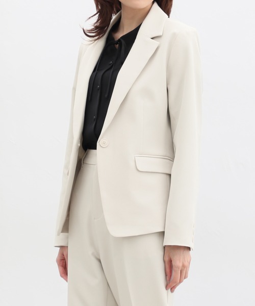 Honeys(ハニーズ)の「ウォッシャブルストレッチテーラードジャケット(テーラードジャケット・レディース・アイボリー/ブラック/杢グレー/ベージュ/ダークネイビー・S/M/L/LL/3L)」の7枚目の写真