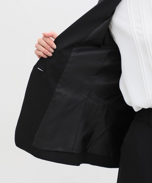 Honeys(ハニーズ)の「ウォッシャブルストレッチテーラードジャケット(テーラードジャケット・レディース・アイボリー/ブラック/杢グレー/ベージュ/ダークネイビー・S/M/L/LL/3L)」の16枚目の写真