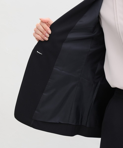 Honeys(ハニーズ)の「ウォッシャブルストレッチテーラードジャケット(テーラードジャケット・レディース・アイボリー/ブラック/杢グレー/ベージュ/ダークネイビー・S/M/L/LL/3L)」の19枚目の写真